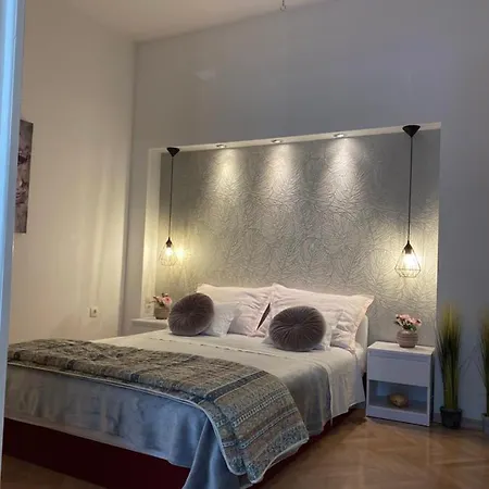 Apartamento Sara Trogir